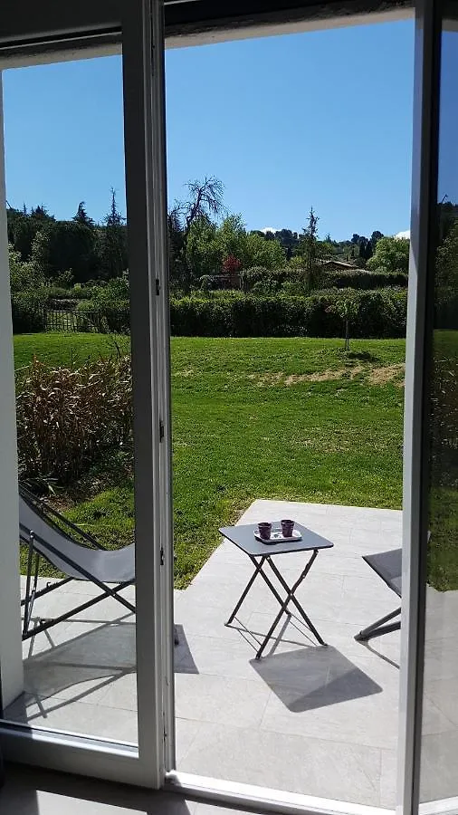 Couette-café Bed and Breakfast L'Abrico'Thym à Apt France
